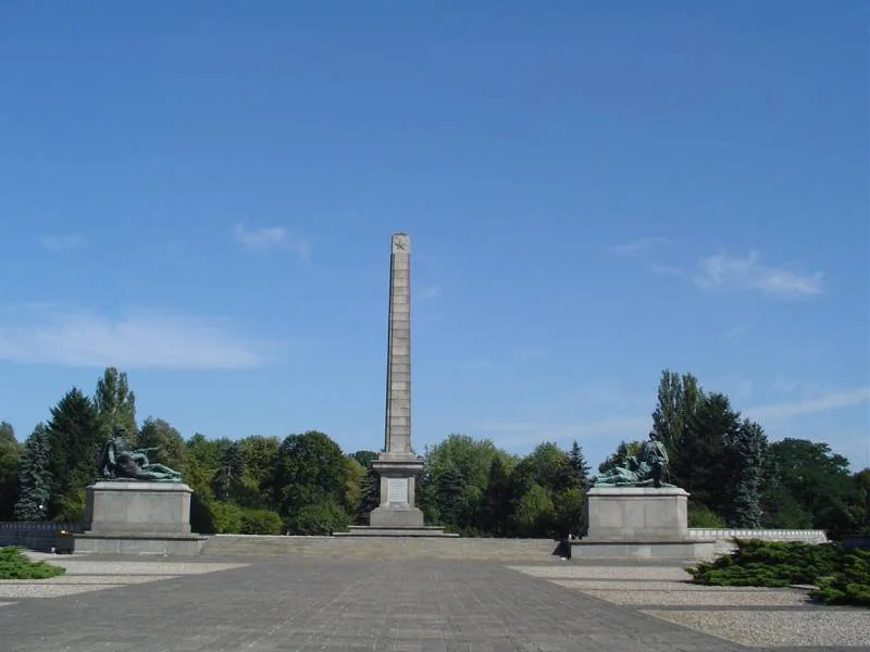 Memorial Soviet Soldier in Warsaw