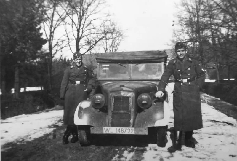 Mercedes_Benz_170VK_of_Luftwaffe_Calais_1941