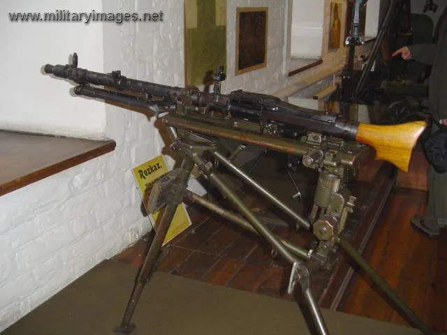 MG-42