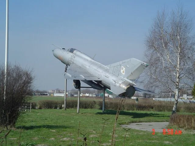 MiG-21