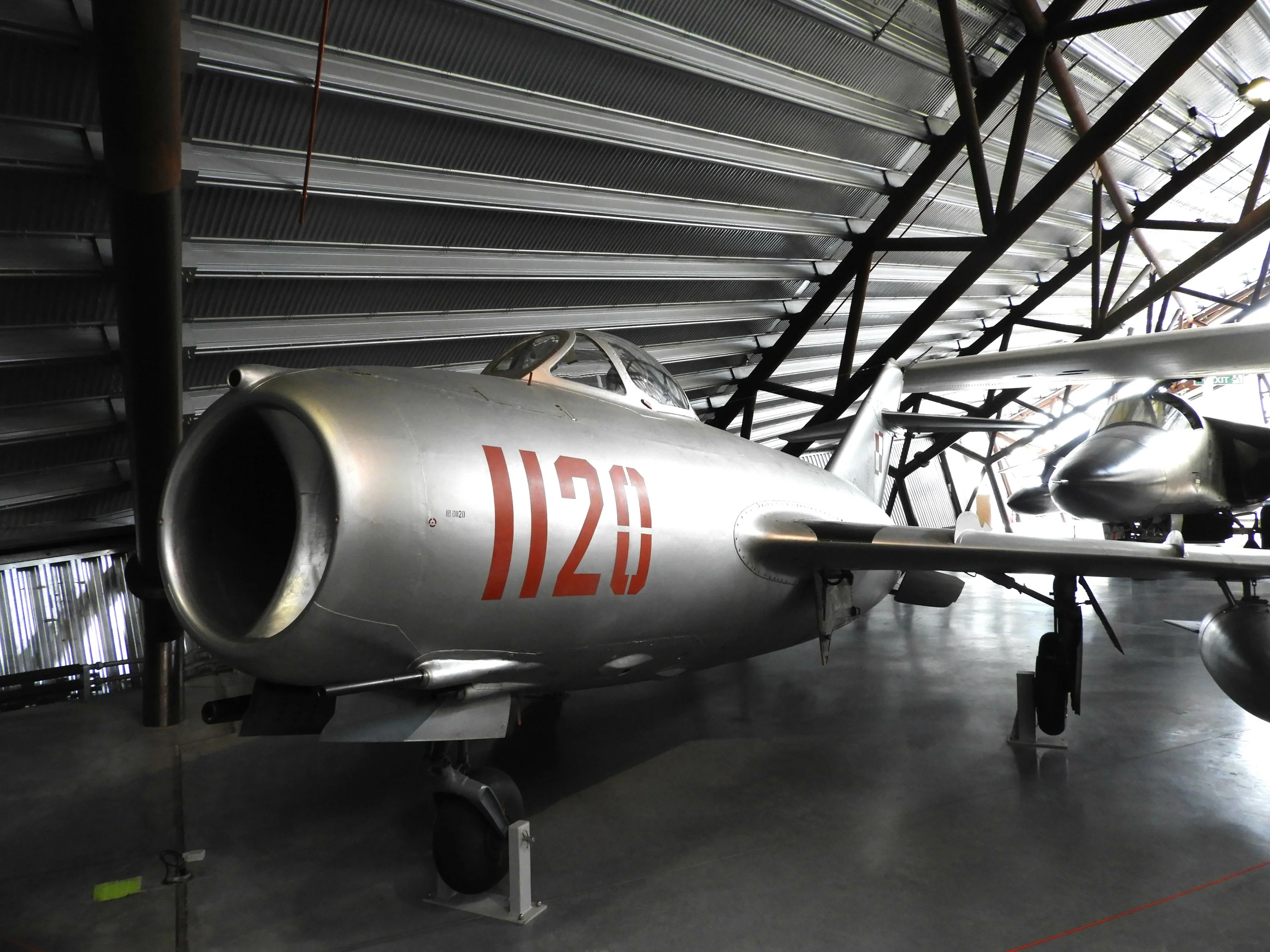 Mikoyan-Gurevich MiG-15bis | A Military Photos & Video Website