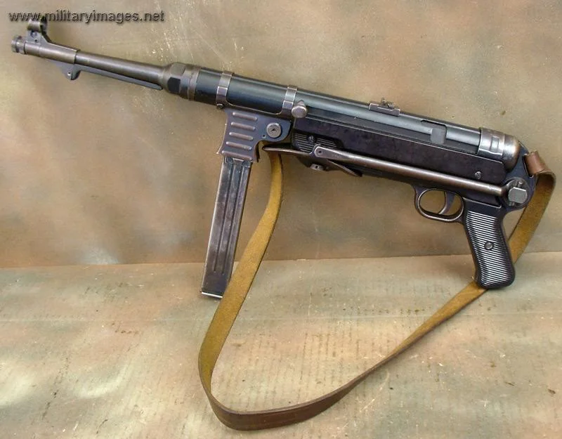 MP40 | A Military Photo & Video Website