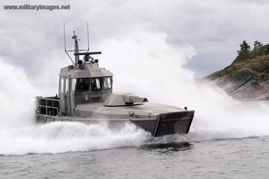 NEMO Watercat M12 | A Military Photo & Video Website