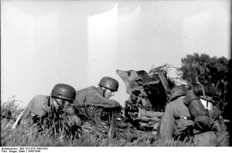 PAK 36 3.7 cm Panzerabwehrkanone