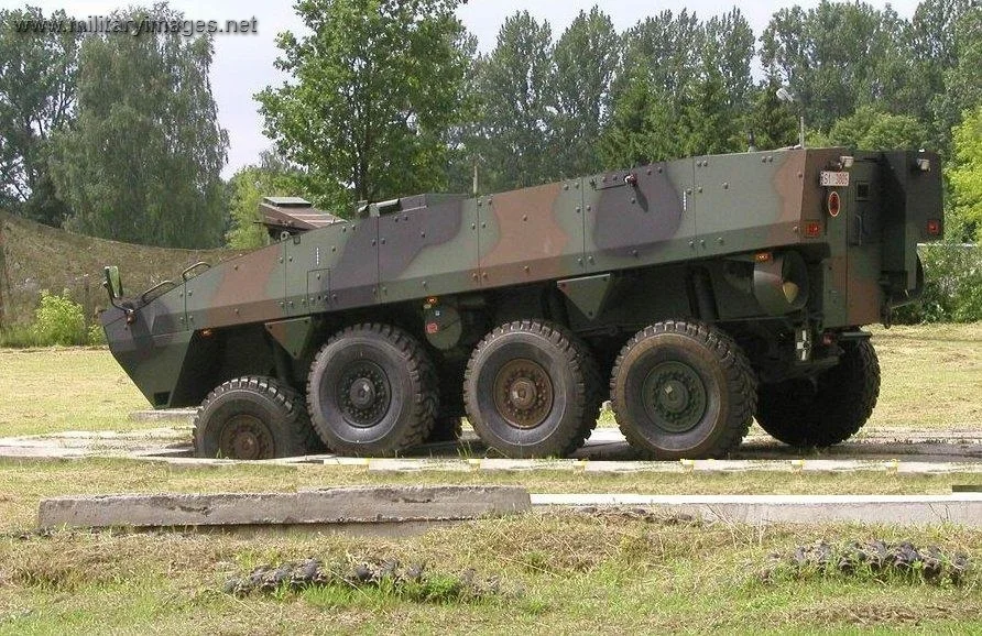 Patria 8x8 AMV