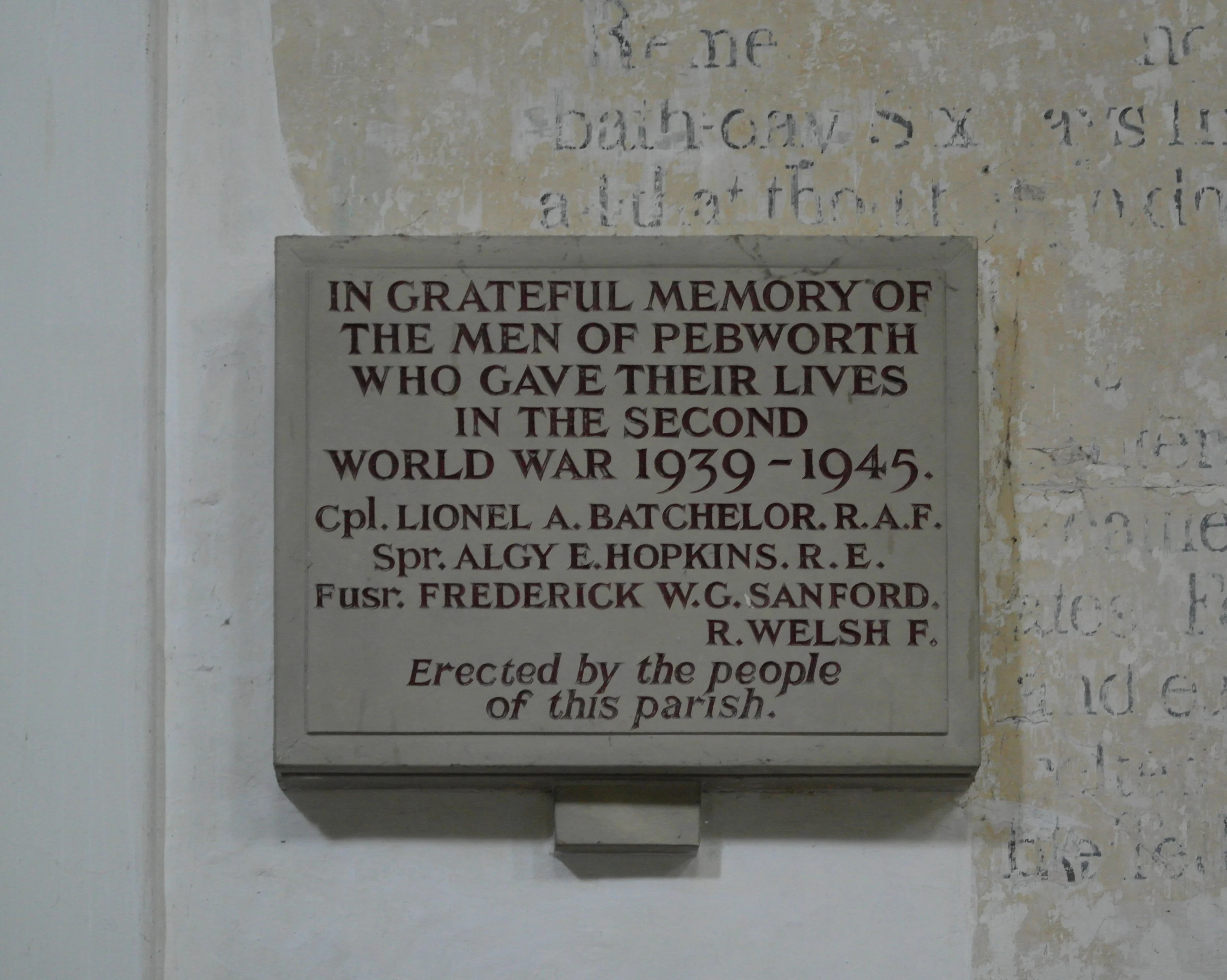 PEBWORTH ST PETER WAR MEMORIAL  WWII