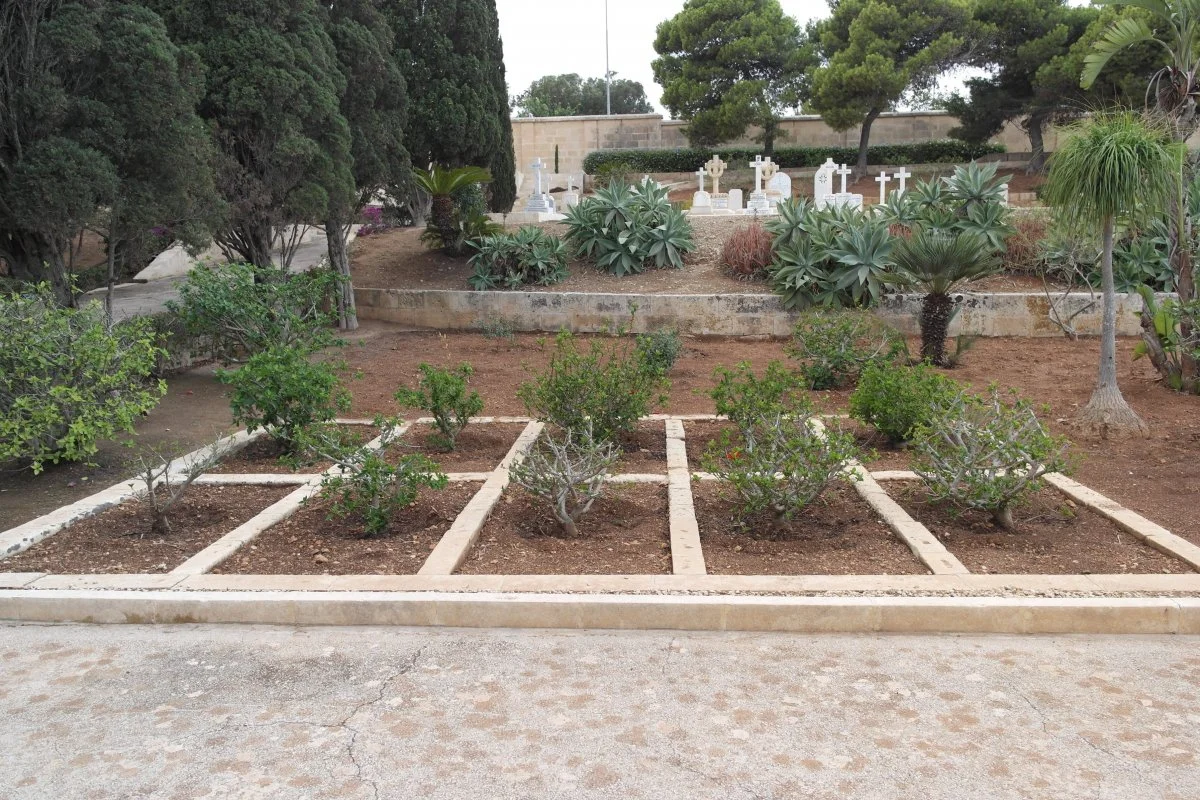 Pembroke Military Cemetery, Malta