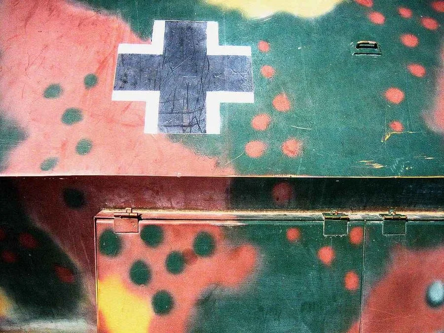 pzht_Sd_Kfz_251_side