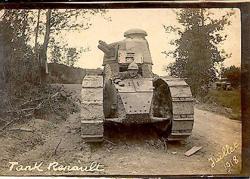 Renault R-17