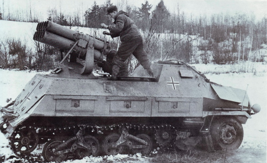 sd kfz 4/1 Panzerwerfer 42
