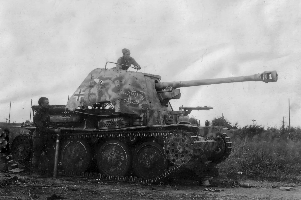 Sdkfz-138-ausf-h---75-mm-gun-pak-40-3_8307532109_o