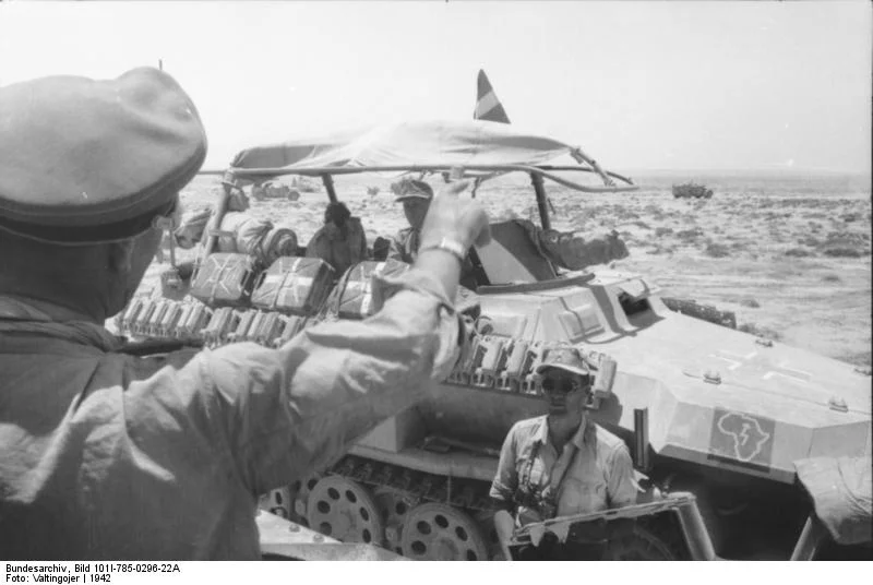 SdKfz 250 Command Vehicle and Rommell