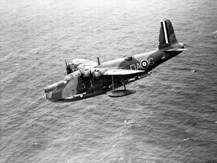 Short Sunderland on patrol