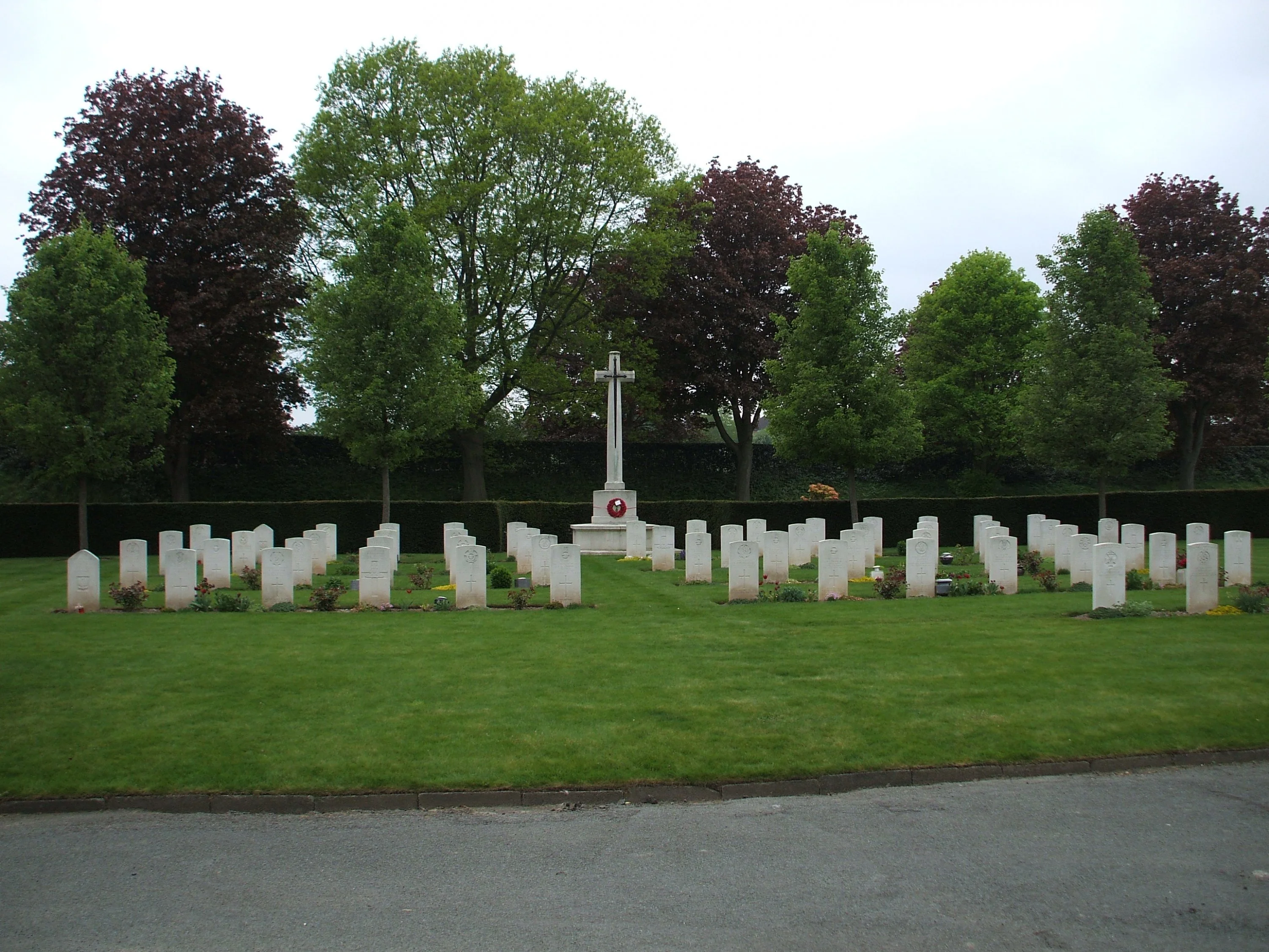 SHREWSBURY CEMETERY CWGC PLOT  (1)