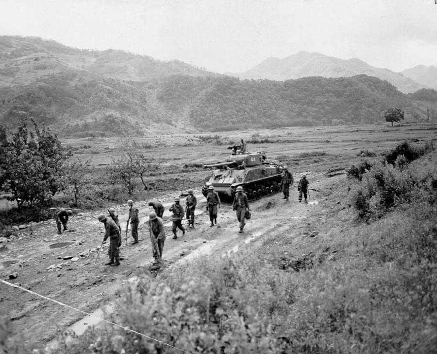 Soldiers clearing mines Korea