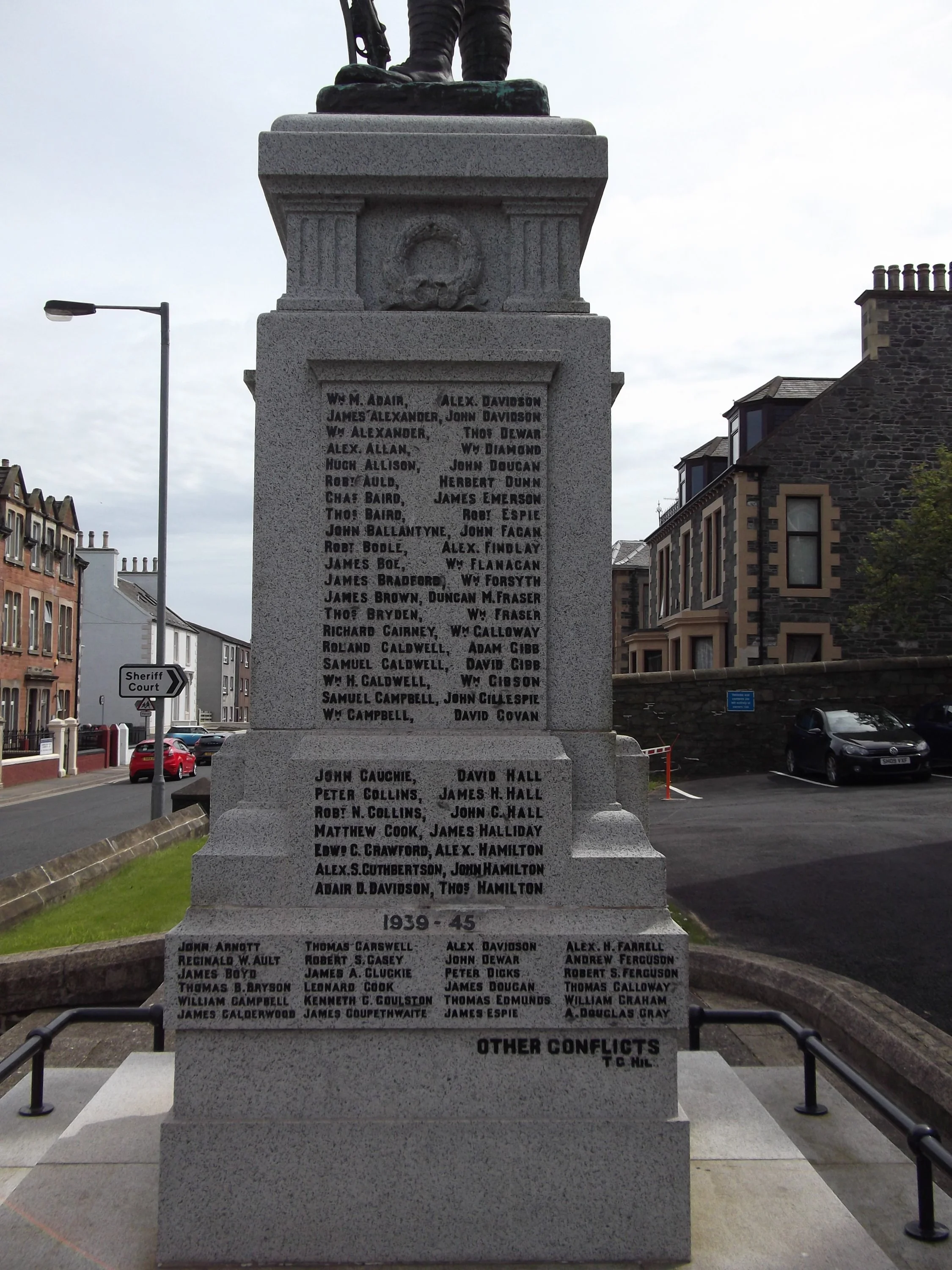 STRANRAER WAR MEMORIAL (5)