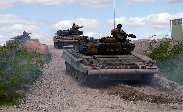 T-72s