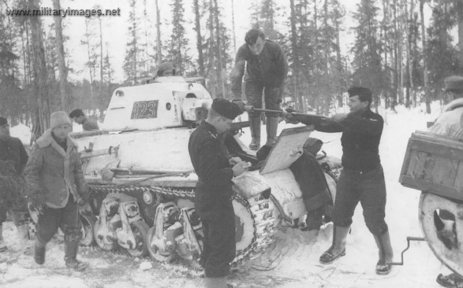 Tank of Panzer-Abteilung 211 being repaired