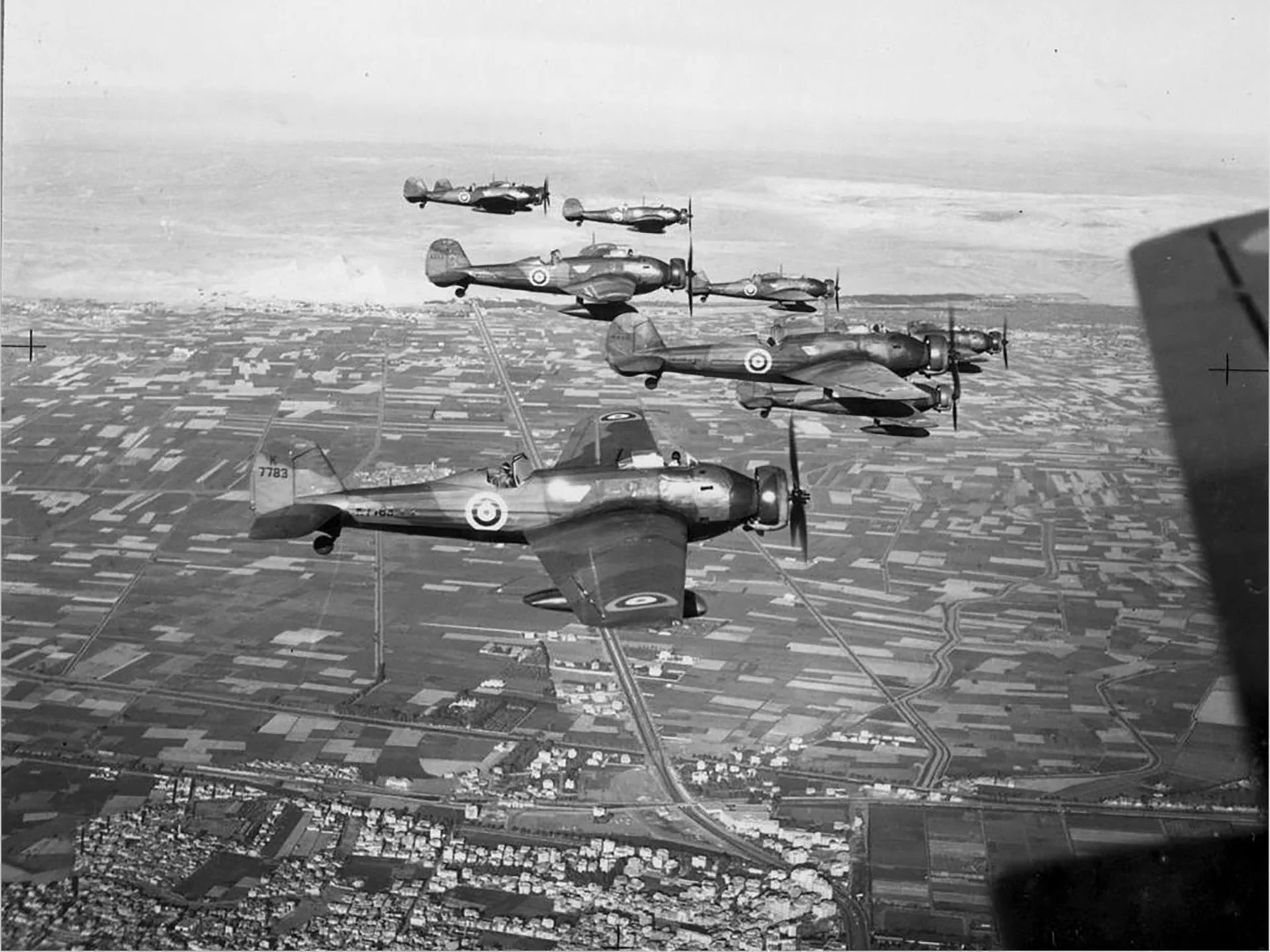 Vickers Wellesley in Formation