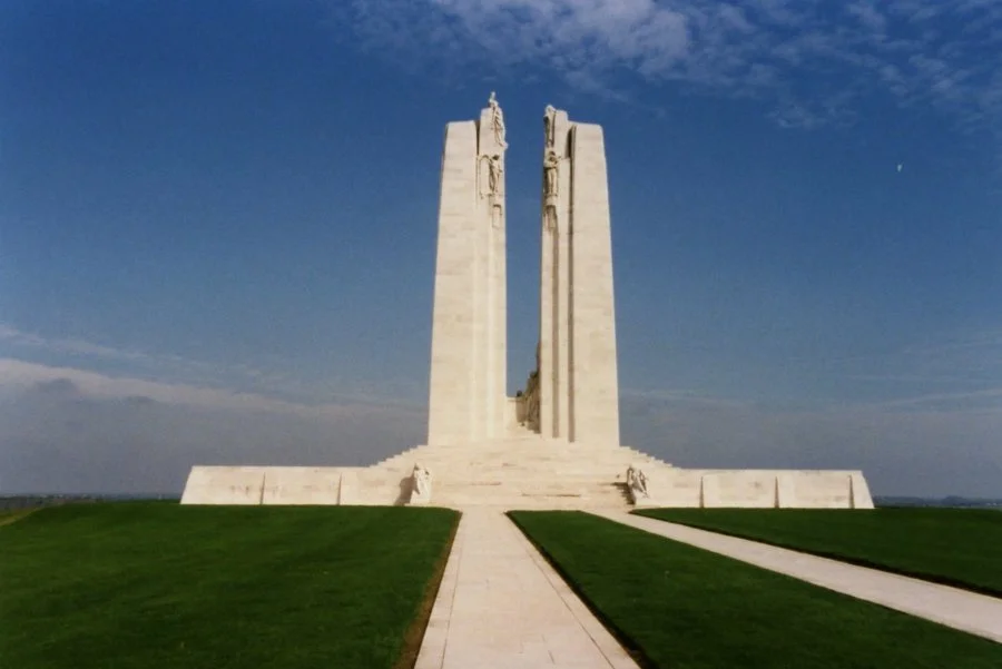 Vimy Ridge 1994 | A Military Photo & Video Website