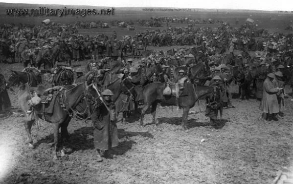 WW1 Troops waiting in a muster area. | A Military Photos & Video Website