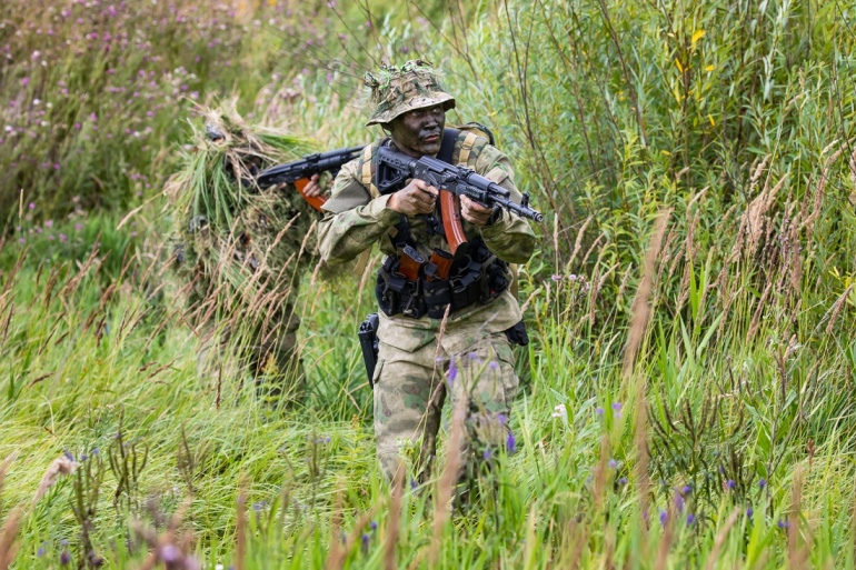 GmgdS8t.jpg