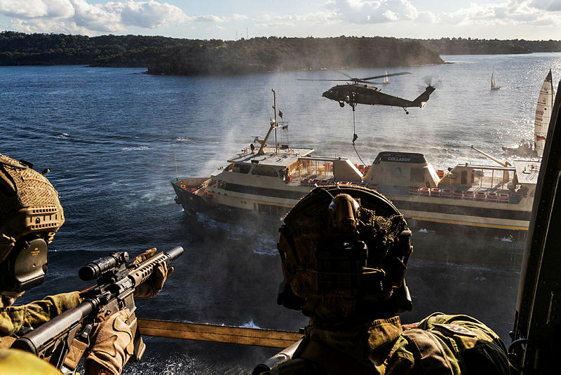 commandos1308.jpg