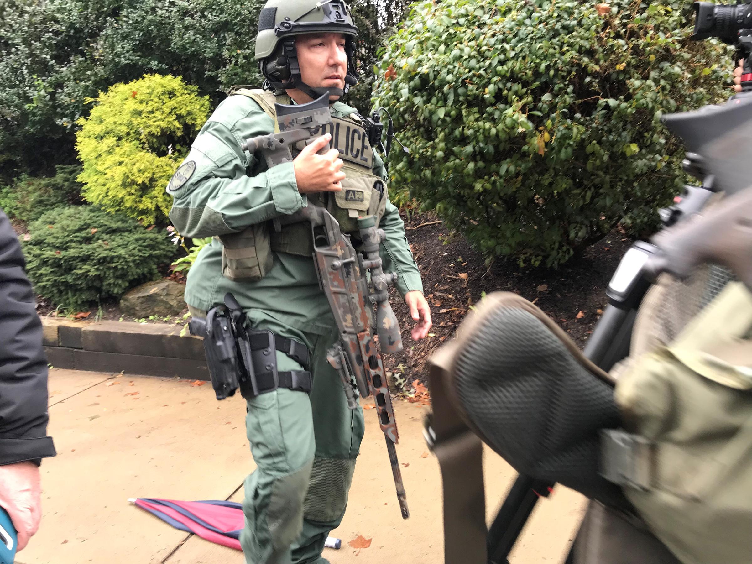 swat_officer.jpg